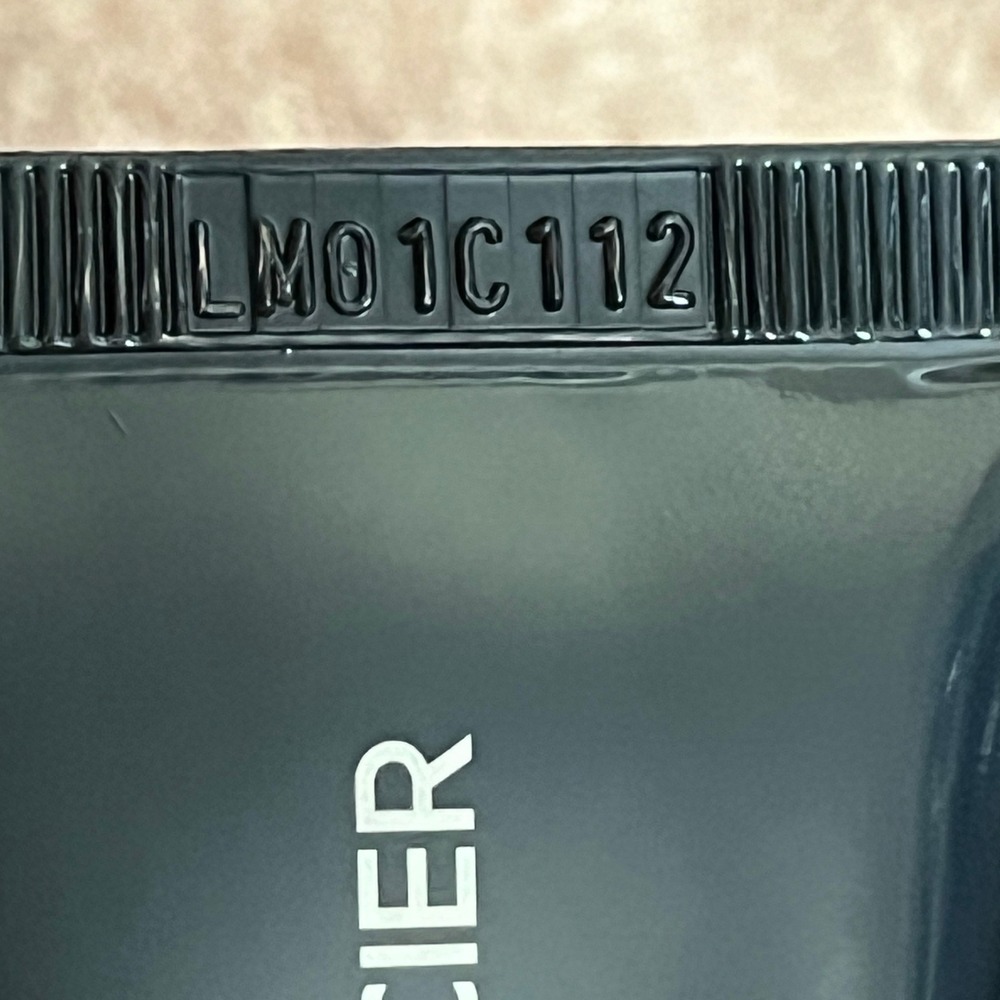 Laura Mercier Tinted Moisturizer Women 1.5oz 2C Oak Blurred Matte SPF 30 NIB - Picture 9 of 12